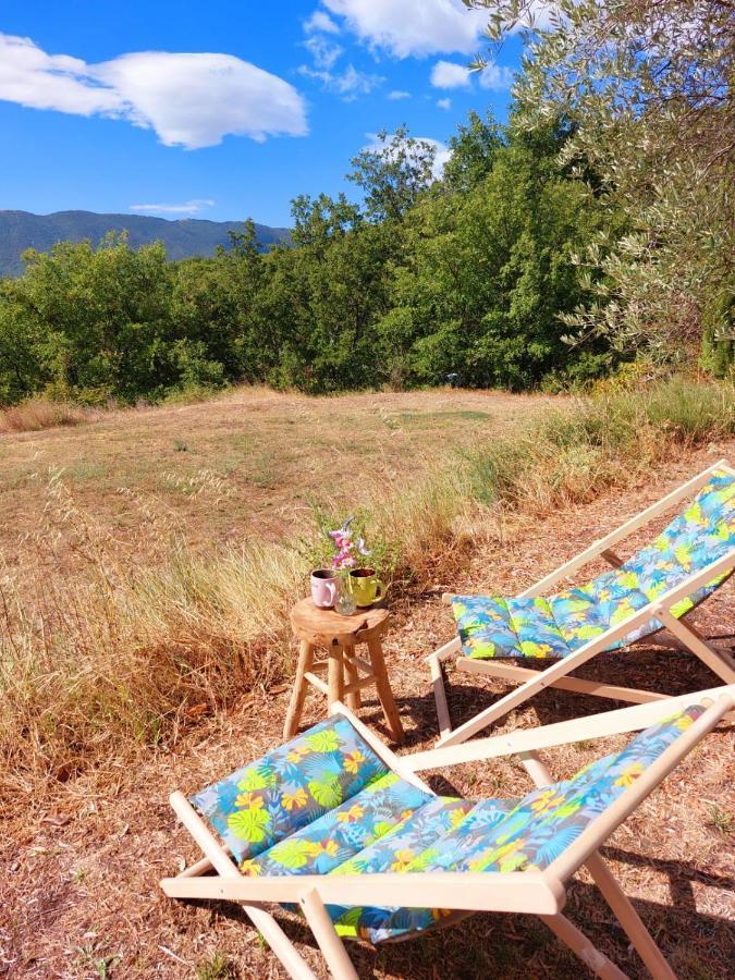 Logement D'Exception Pres Du Colorado Provencal Dans Une Residence Au Calme Avec Piscine Offrant Une Vue Imprenable Sur Le Luberon Depuis Sa Terrasse Viens 외부 사진